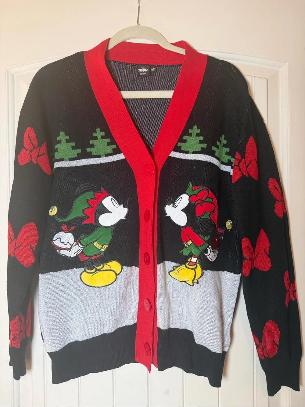 Disney Black Red Holiday Mickey & Minnie Cardigan arksynth.com